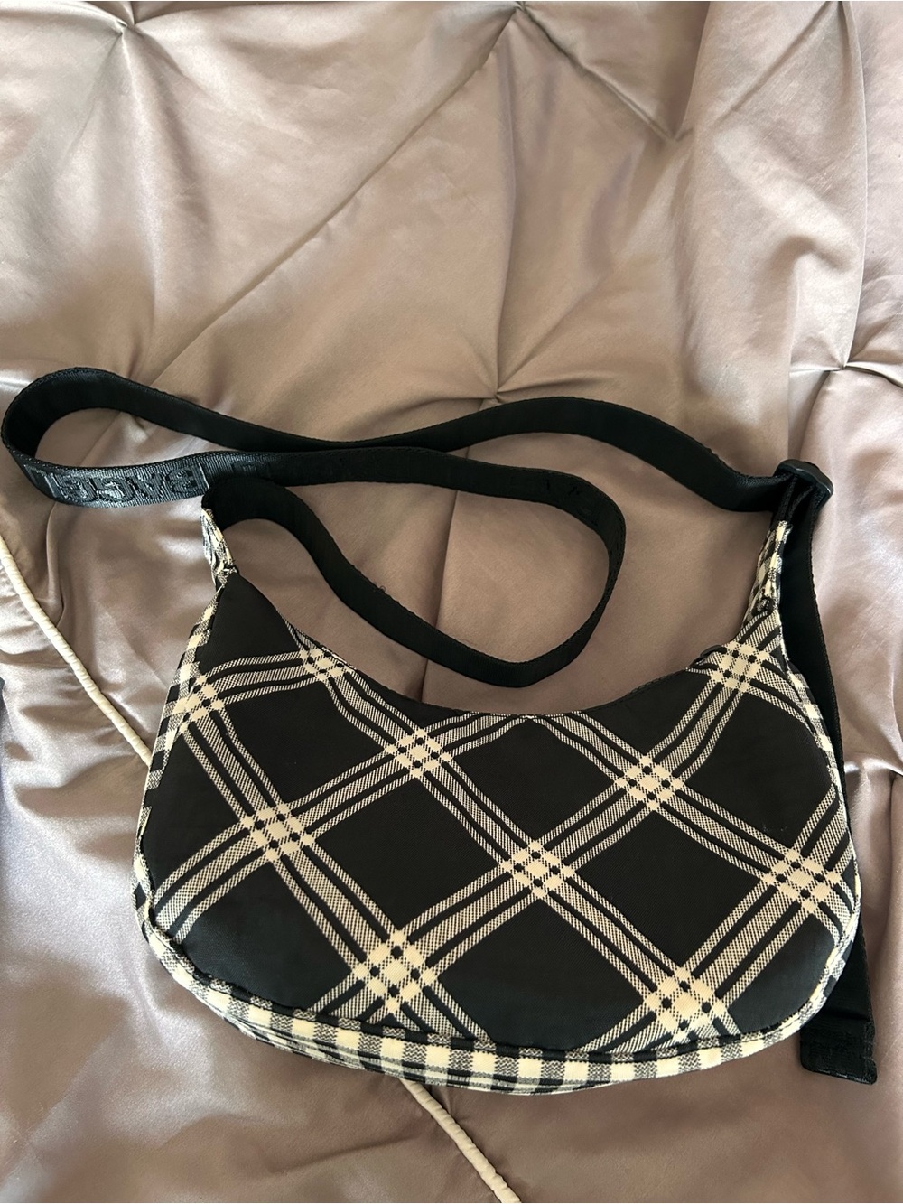 BAGGU Mixed Plaid Small Crescent Bag